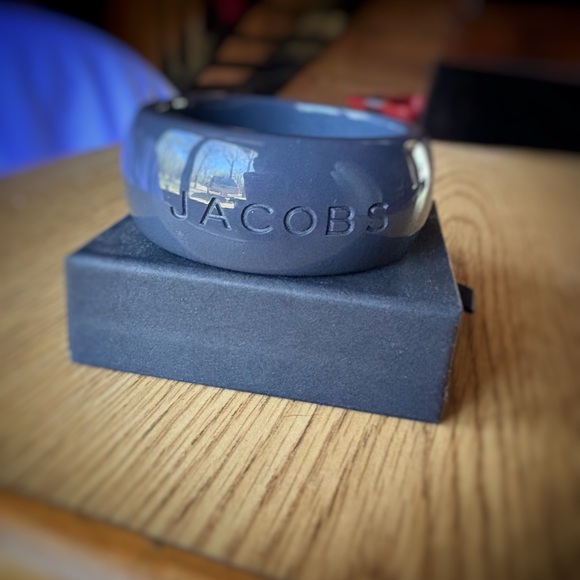 Marc by Marc Jacobs Grey Bangle Bracelet - Picture 4 of 5